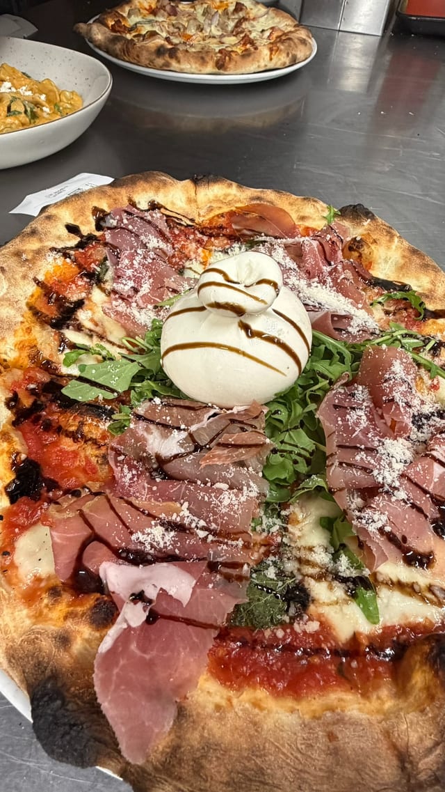 Napoli Pizza.